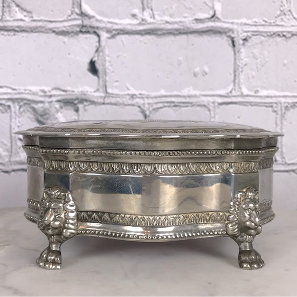 International Silver Company British Royal Lion Crest Vintage Hinged Jewelry Box - Picture 2 of 11
